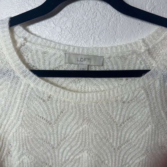 LOFT White Textured Knit Sweater – Size M - Picture 3 of 4